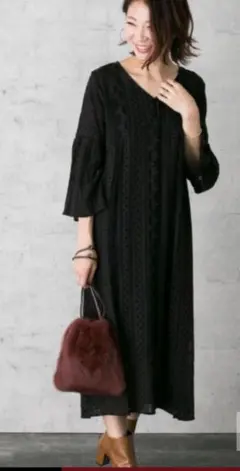 【新品】ROSSO ブラック刺繍ロングワンピース