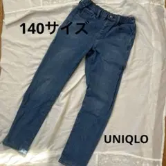 ユニクロ　ヒートテックストレッチデニム　140