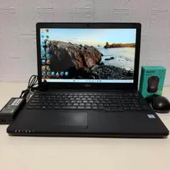 Windows11オフィス付きCore i7 SSDメモリ8GB 富士通　FHD