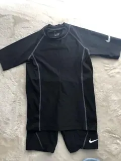 Nike ラッシュガード 150 ブラック