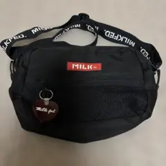 MILKFED. ショルダーバッグ　メッシュ　ポケット　チャーム付き
