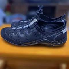 Item thumbnail for item 3d421158-cd76-48c8-ba8e-676d2dfb0bae