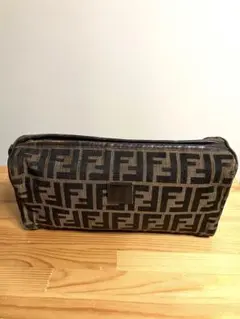 FENDIセカンドバックズッカ柄