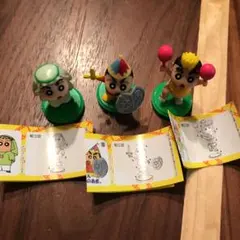 チョコエッグ　クレヨンしんちゃん　3個セット