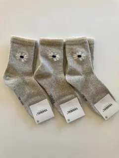 Item thumbnail for item 4db6557b-2dae-43b2-b1a6-3d6a1d8c24ff