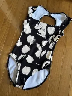 Item thumbnail for item b40935cc-7c01-4ae4-a7ec-30edad15a621