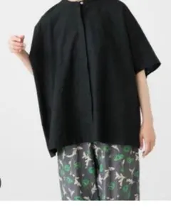 かぐれ リネンスクエアケープシャツ ラベンダー 美品 - メルカリ