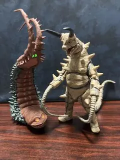 アルティメットルミナス☆グドンVSツインテール