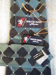 タグ付き未使用保管品　AUSTIN REED　刺繡ドット＆織り柄シルクネクタイのサムネイル