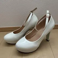 ブライダルシューズ　ホワイト　12cmヒール　合成皮革　ストラップ付き