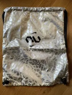 NIKE シューズケースのサムネイル