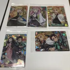 BANDAIウエハース鬼滅の刃カード。