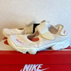 【新品未使用品】　NIKE エアリフト　リトルリフト24 6Y 大人気 出産祝いに最適 早い者勝ち NIKE エア リフト 通気性抜群