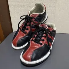 ボウリングシューズ