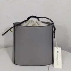 PELLETTERIA VENETAイタリア製ショルダー紐無し持ち手無しグレー色