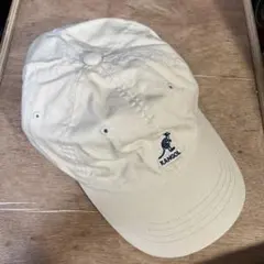KANGOL ベージュキャップ ロゴ刺繍のサムネイル