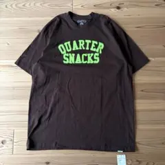 QUARTER SNACKS / Motion Arch Tee ブラウン XL