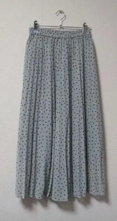 GU　未使用　プリーツスカート　花柄　Ｓ