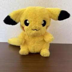 ポケモン　ピカチュウ　ぴょこりん