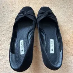 DIANA ブラックパンプス ツイストデザイン