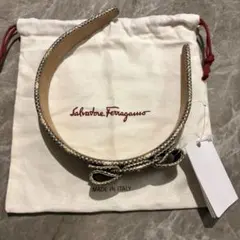 【新品未使用品】FERRAGAMO フェラガモ チェック　千鳥柄 ヴァラリボンのサムネイル