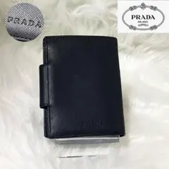 【極美品】PRADA レザー 二つ折り財布 サフィアーノ 型押し ブラック 黒