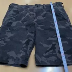 VANQUISH 迷彩柄ショートパンツ サイズ30ブラック系のサムネイル