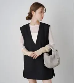kastane 2WAY深Vネックベスト　ロングベスト ブラックのサムネイル