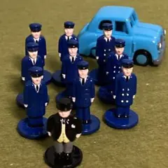 カプセルプラレール　トーマス　トップハム・ハット卿 セダン 駅員×9