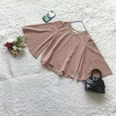 ✨未使用✨ アースミュージック ブラウス フレア袖 F きれいめ 上品 シンプル