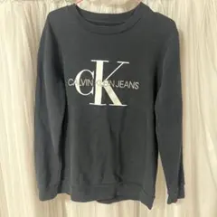 Calvin Klein ブラックトレーナー