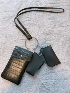 クロコダイル型押し ショルダーバッグ ブラック