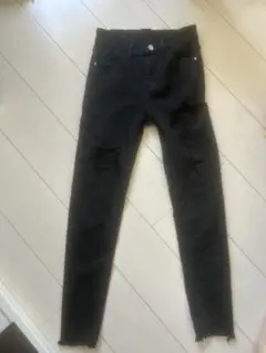 ANAP ブラック スキニーデニム ダメージ加工