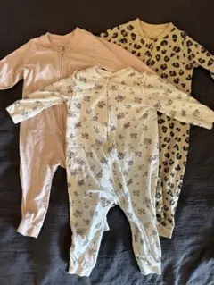 H&Mロンパース3点セット　パジャマ
