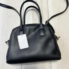 ブラック　ショルダーバッグ　新品未使用　ハンドバッグ