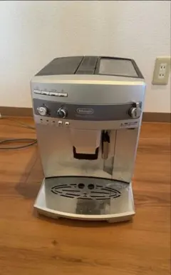 ジャンク品 DeLonghi Magnifica エスプレッソマシン - メルカリ