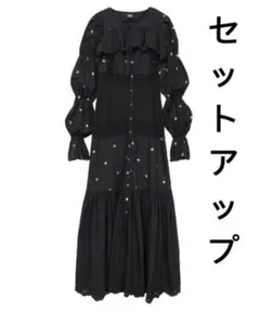 美品　PAMEO POSE パメオポーズ　ミニワンピース　バイカラー　フリル　黒 PAMEO POSE（ミニワンピース）のフリマアイテム一覧