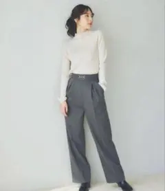 アンデミュウ ビット付きストレートパンツ