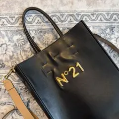 N°21 ブラックショルダーバッグ