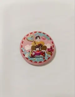 ディズニー 刺繍缶バッジ2