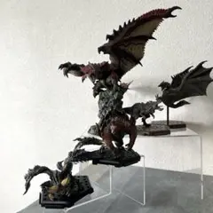 モンスターハンター モンハン クリエイターズモデル リオレウス フィギュア