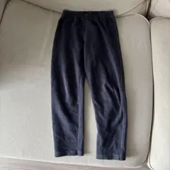 ネイビー　ジーンズ