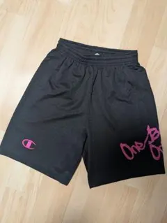 【美品】Champion バスケットボールパンツ 150cm ブラックのサムネイル