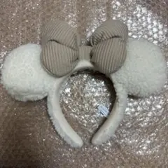 Item thumbnail for item 94e5f5e8-5a73-481c-954a-3d17cabbd5f5