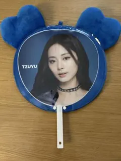 TWICE ツウィ THIS IS FOR 仁川 ピケット うちわ グッズ - メルカリ