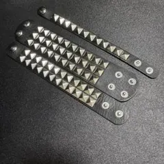 666 ブレスレット スタッズ 2本セット バングル パンク - メルカリ