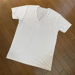 UNIQLO AIRism メンズVネックホワイトTシャツ　XL／ LL