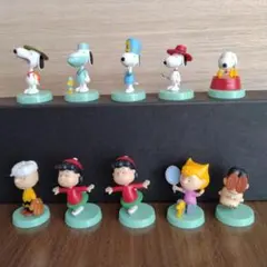 スヌーピー ピーナッツ ミニフィギュア 9種10 体セットのサムネイル