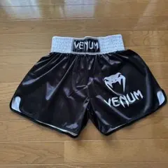 Venum ブラック ショートパンツ 新品未使用 タグ付きのサムネイル