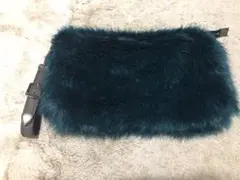【美品】アナザーエディション　フェイクファー　クラッチバッグ　グリーン　ブルー
